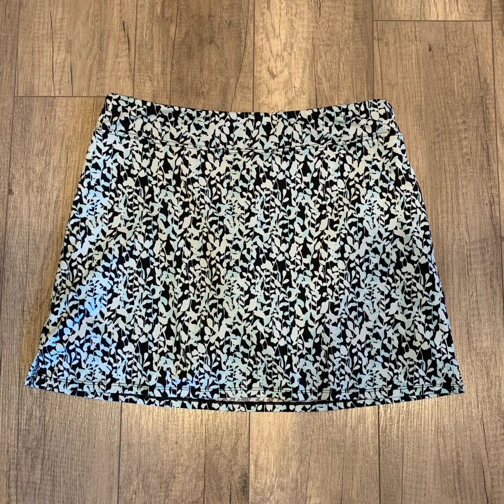 Tranquility Stretchy Skort